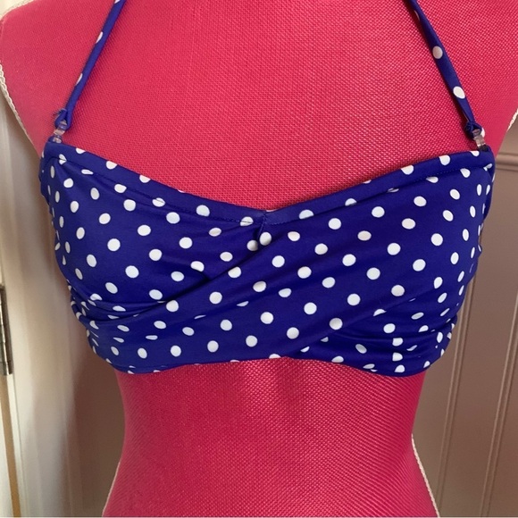 👗Never Worn Mossimo Removeable Strapless Blue/White Polka Dot Bikini Top Med - Picture 2 of 5